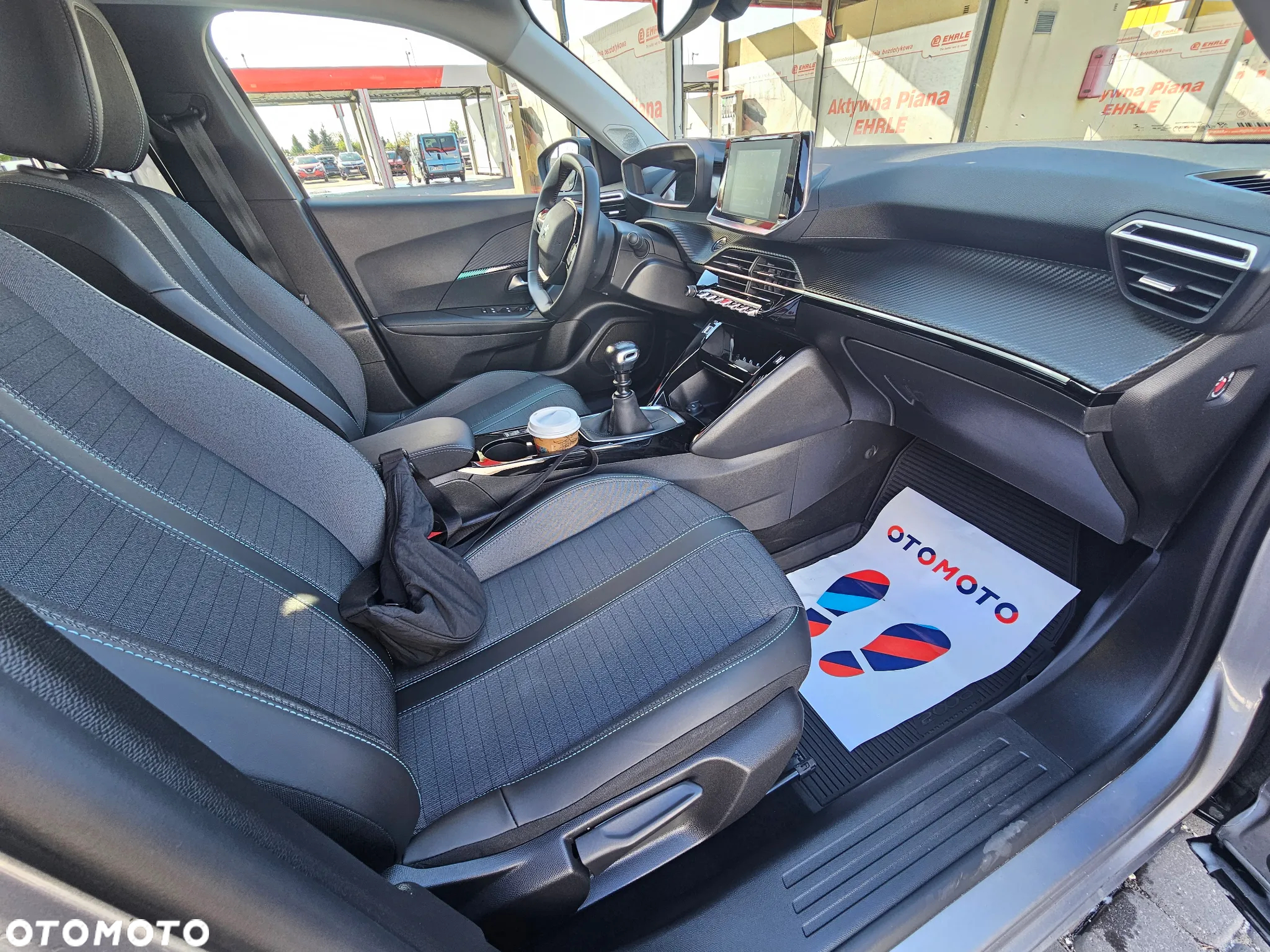 Peugeot 2008 1.2 PureTech Allure Pack S&S - 9