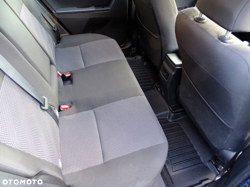 Toyota Auris 1.33 VVT-i Comfort - 25