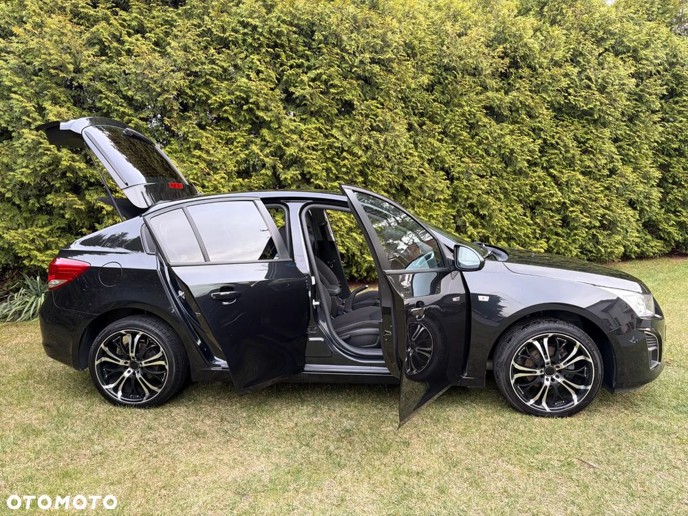 Chevrolet Cruze 1.8 LT - 19