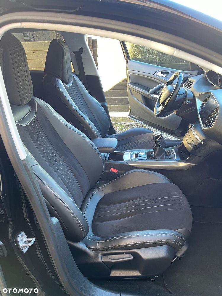 Peugeot 308 BlueHDi 150 Stop & Start Active - 8