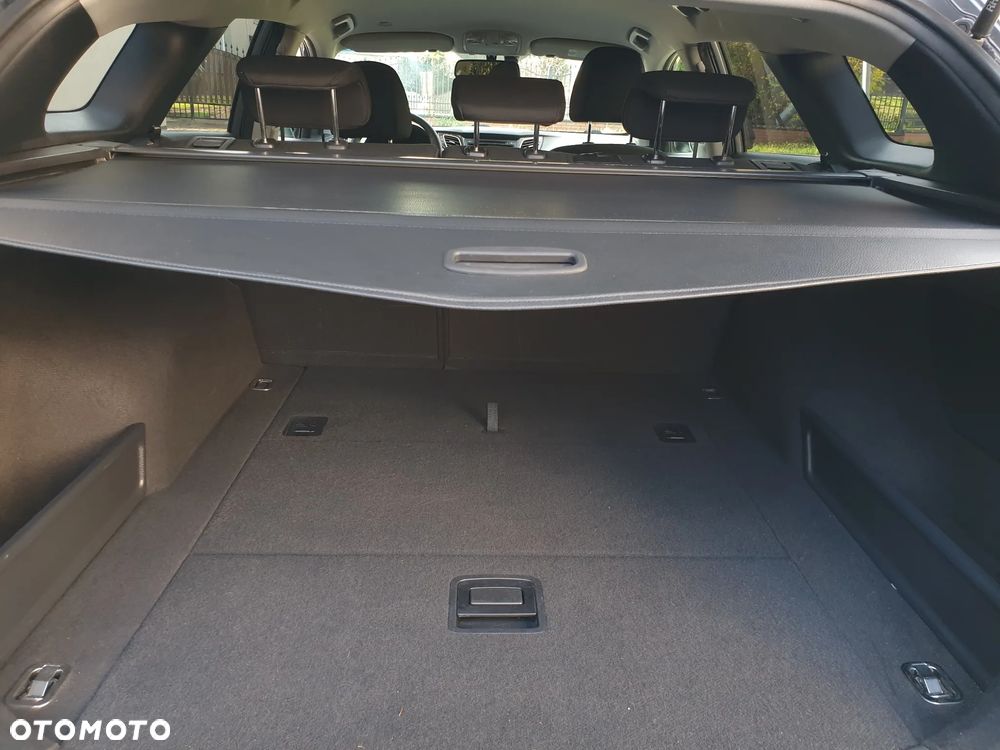 Hyundai i40 2.0 Premium - 37