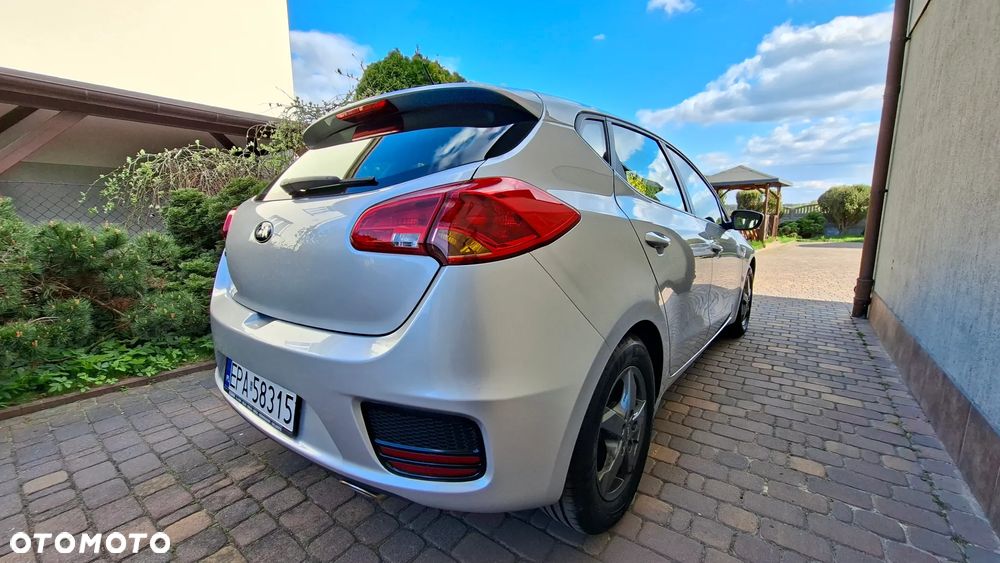 Kia Ceed 1.4 CVVT Attract - 5