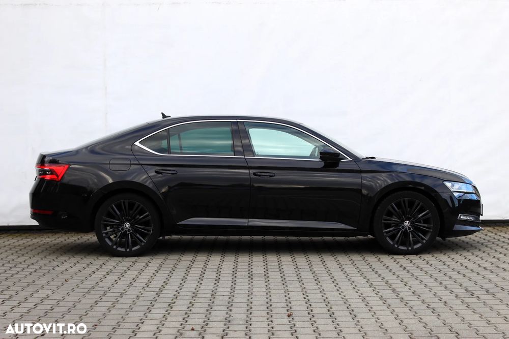 Skoda Superb 2.0 TDI DSG Style - 7