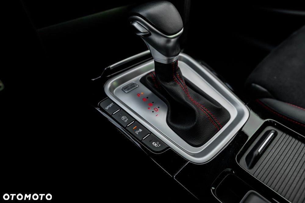 Kia ProCeed 1.6 T-GDI DCT7 OPF GT - 34