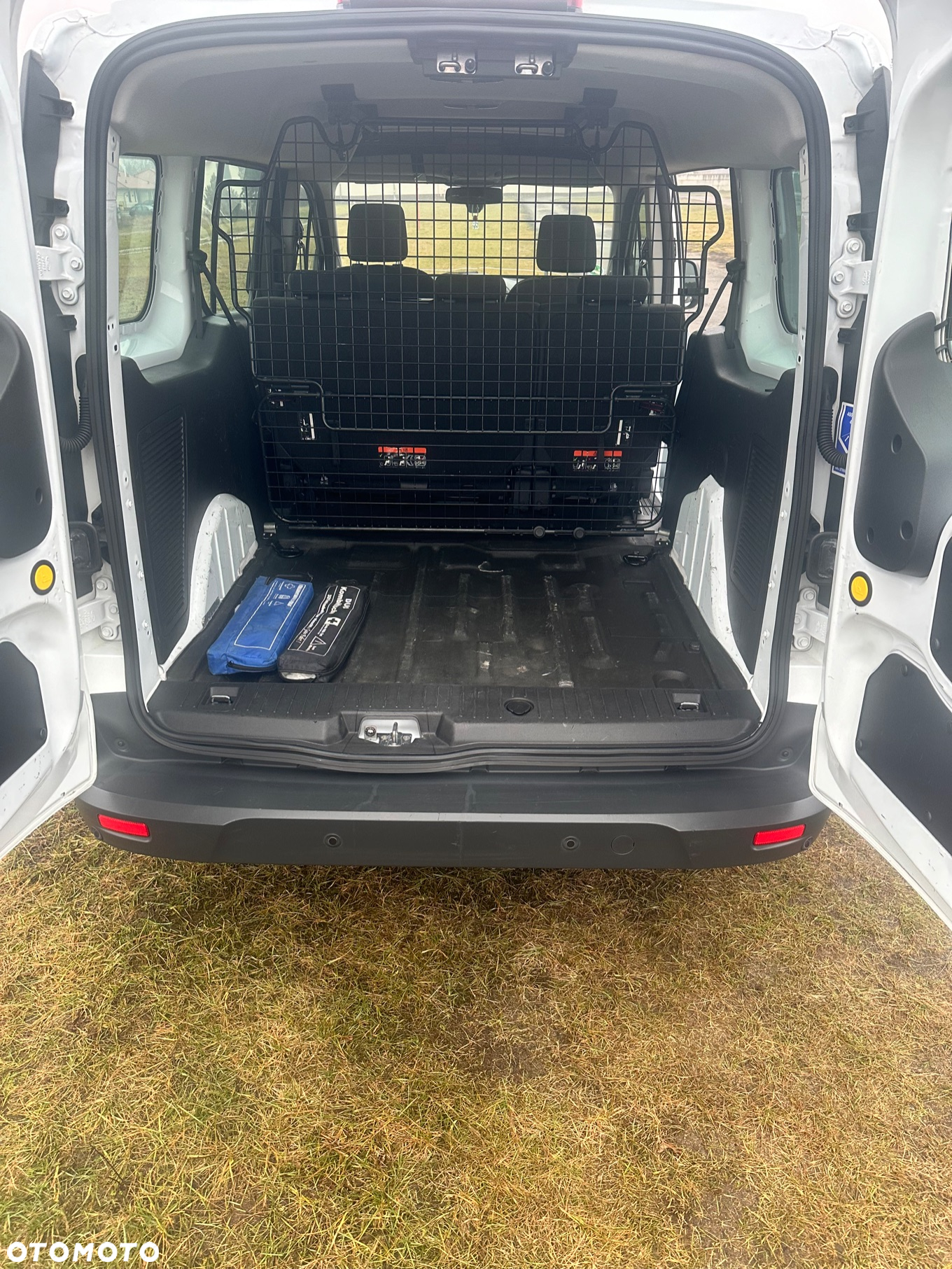 Ford Transit Connect 240 L2 LKW Trend - 12