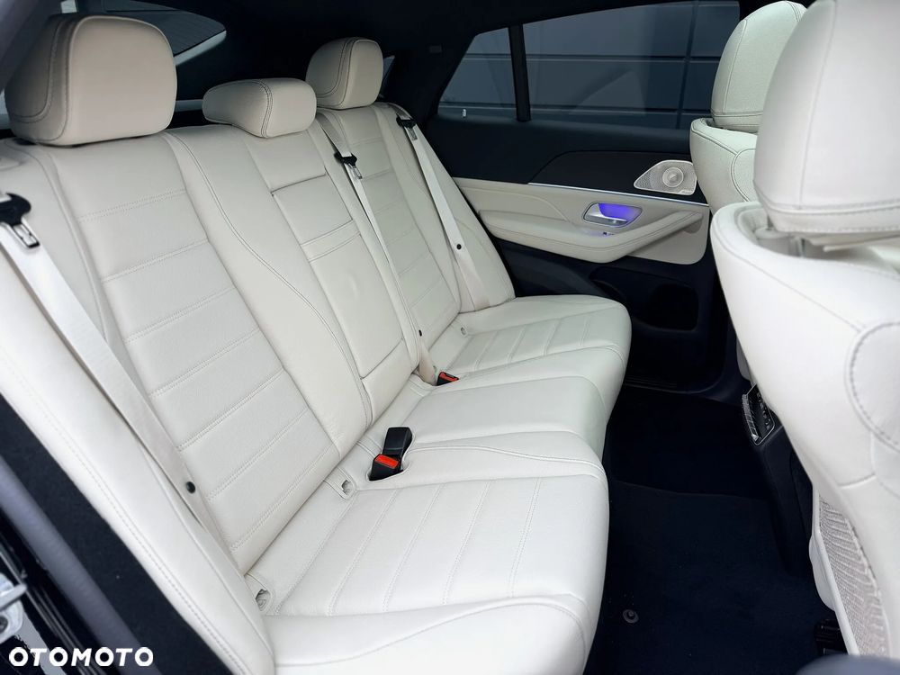 Mercedes-Benz GLE - 27