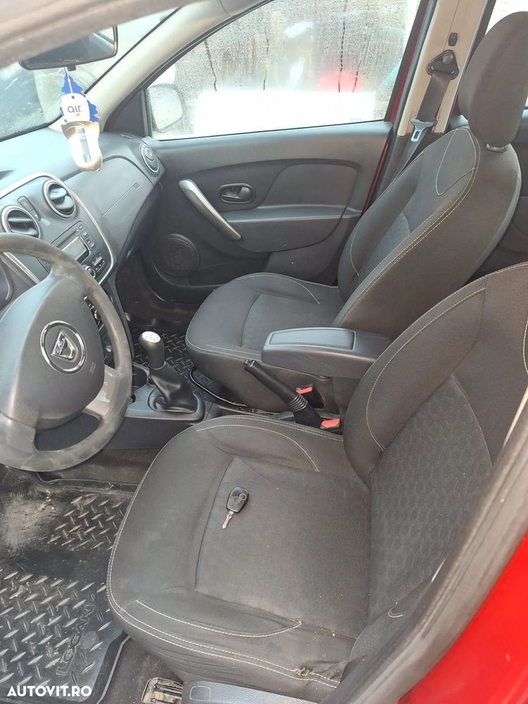 Dacia Logan 1.5 75CP Laureate - 5
