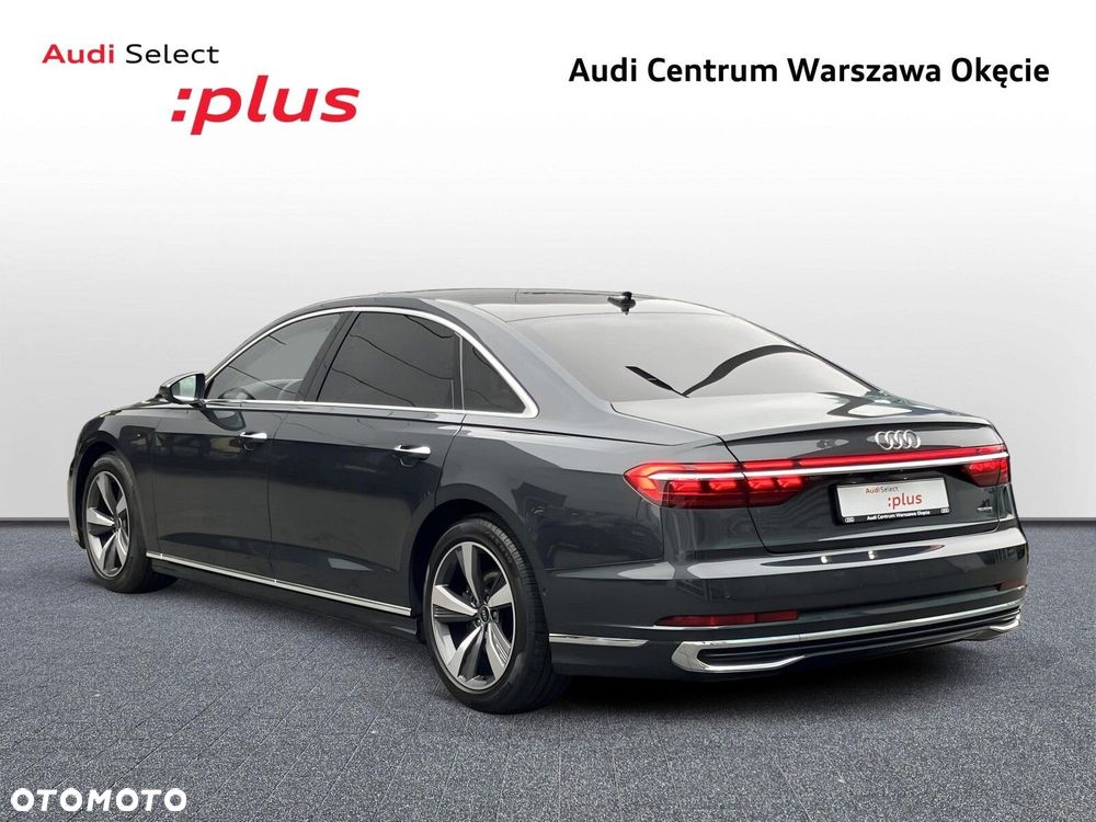 Audi A8 - 7
