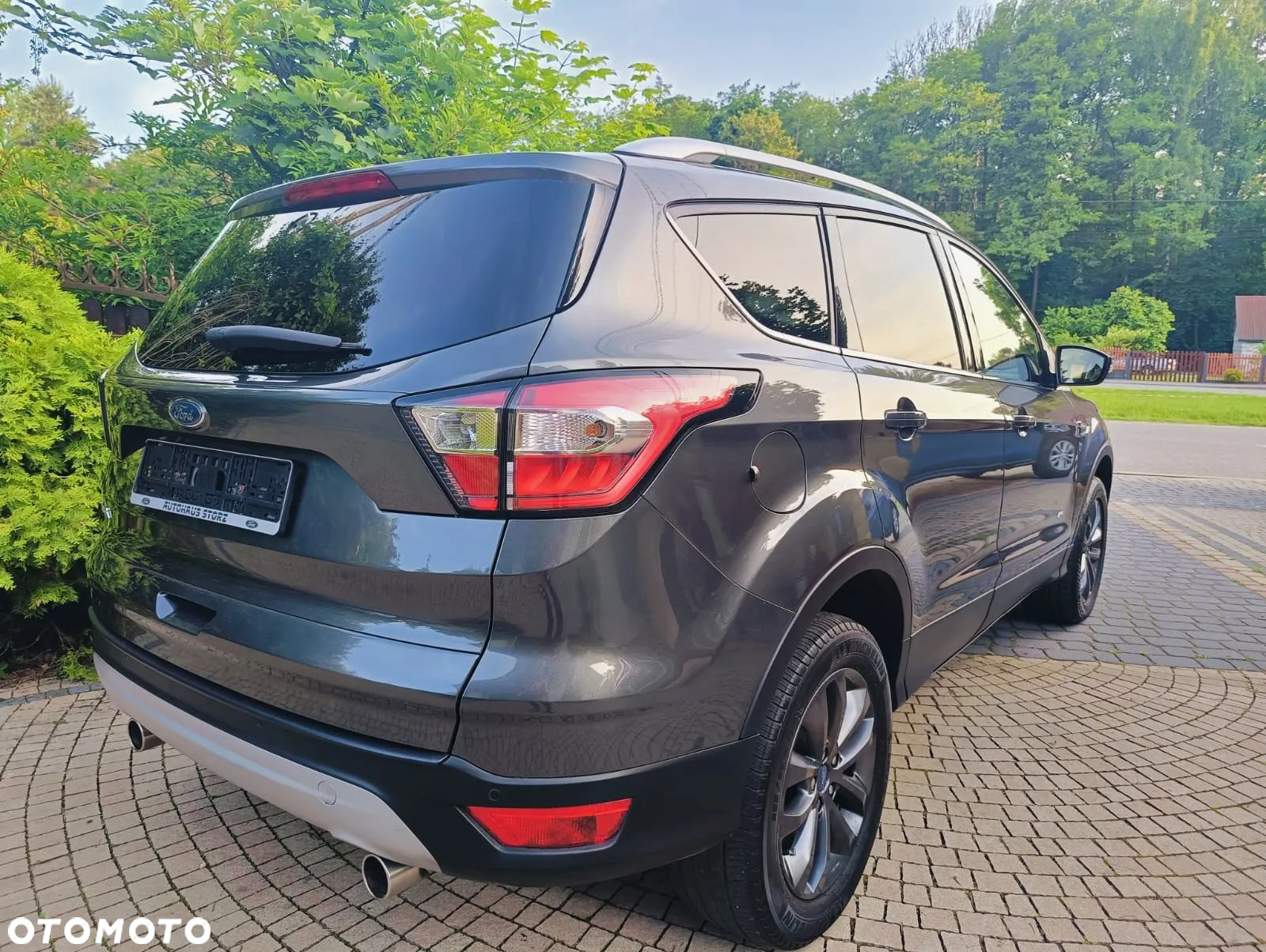 Ford Kuga 2.0 TDCi AWD Titanium - 4