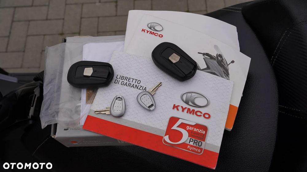 Kymco AK 550 - 10