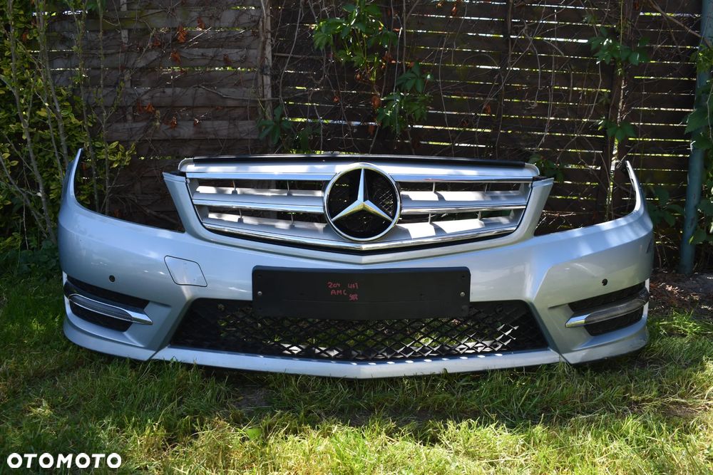 MERCEDES W204 LIFT AMG ZDERZAK PRZEDNI PRZÓD 6x PDC ORG 988 - 1