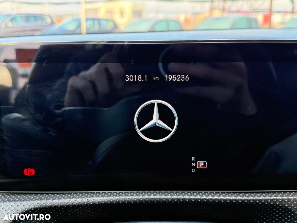 Mercedes-Benz CLA 180 - 36