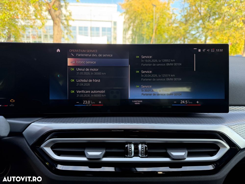 BMW Seria 3 2023 — imagine 32