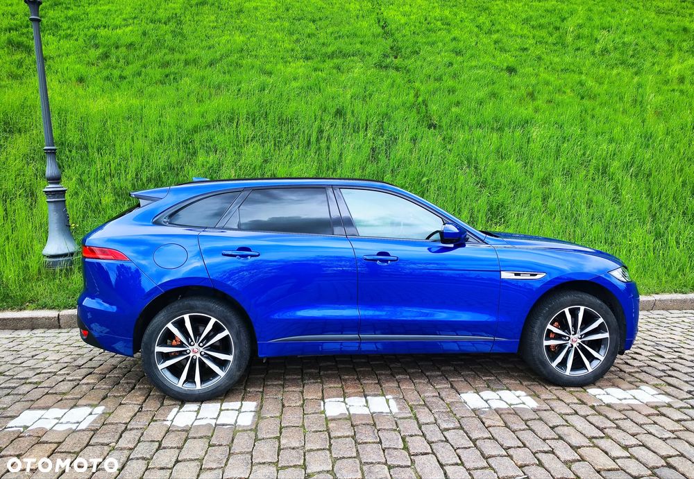 Jaguar F-Pace 2.0 i4D AWD R-Sport - 25