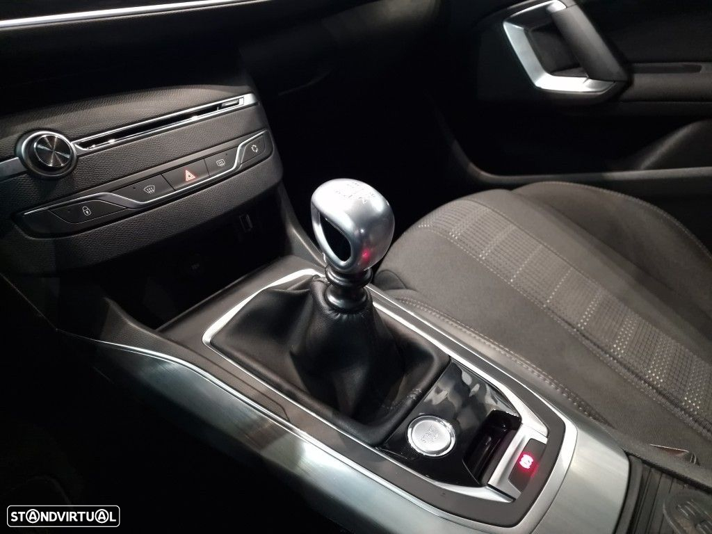 Peugeot 308 1.6 BlueHDi Allure J18 - 42