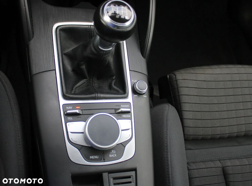 Audi A3 Sportback 2.0 TDI - 34