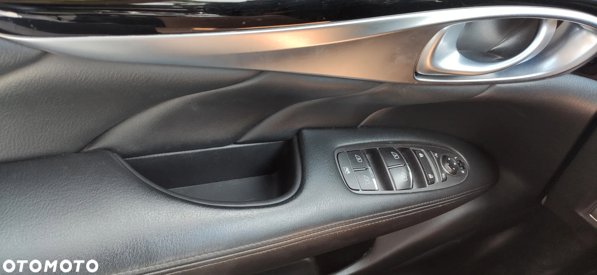 Infiniti M M30d S - 21