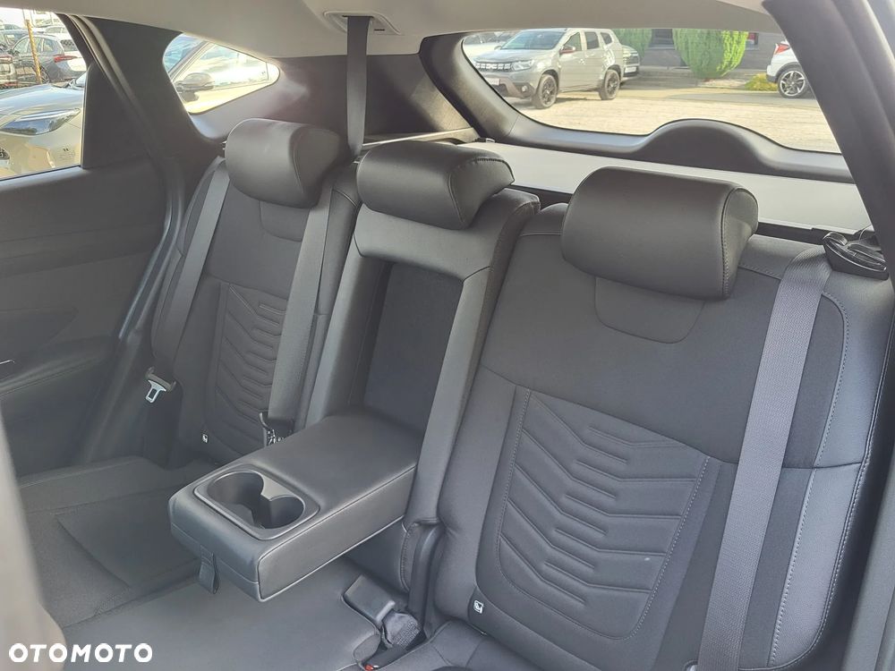 Hyundai Tucson 1.6 T-GDi HEV Executive 4WD - 13