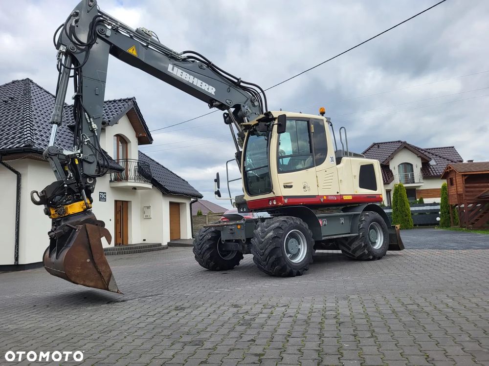 Liebherr 916 - 11