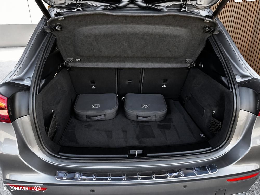 Mercedes-Benz GLA 250 e 8G-DCT Progressive - 52