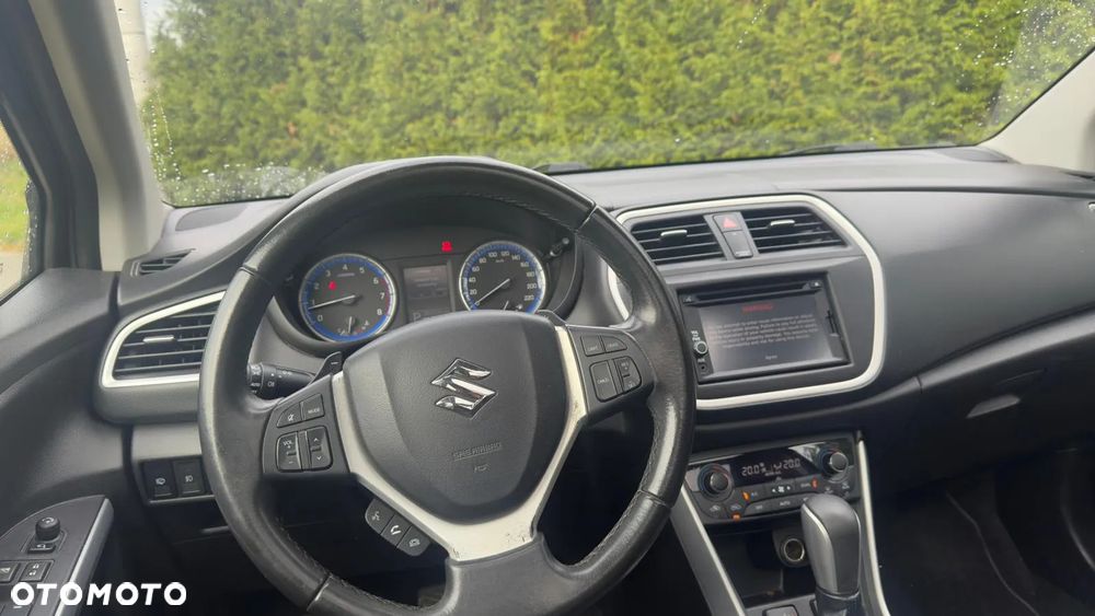 Suzuki SX4 1.6 Premium - 8