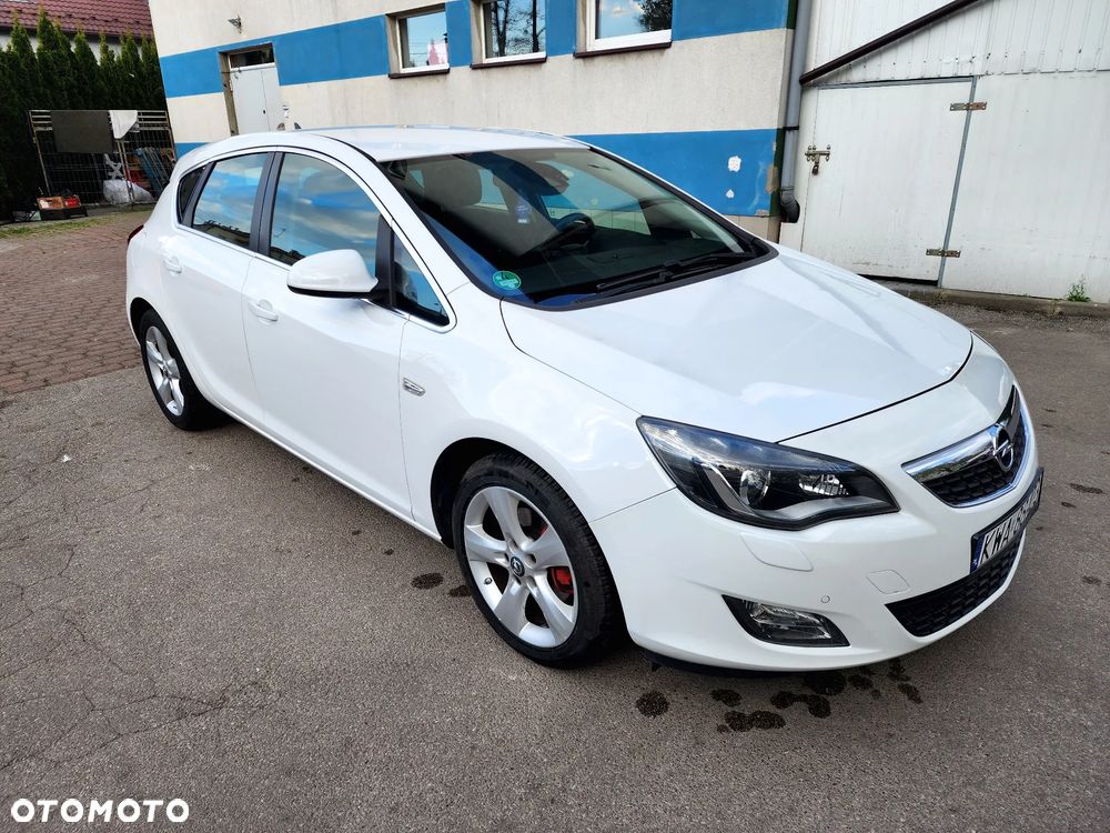 Opel Astra 1.6 Turbo Edition Sport - 1