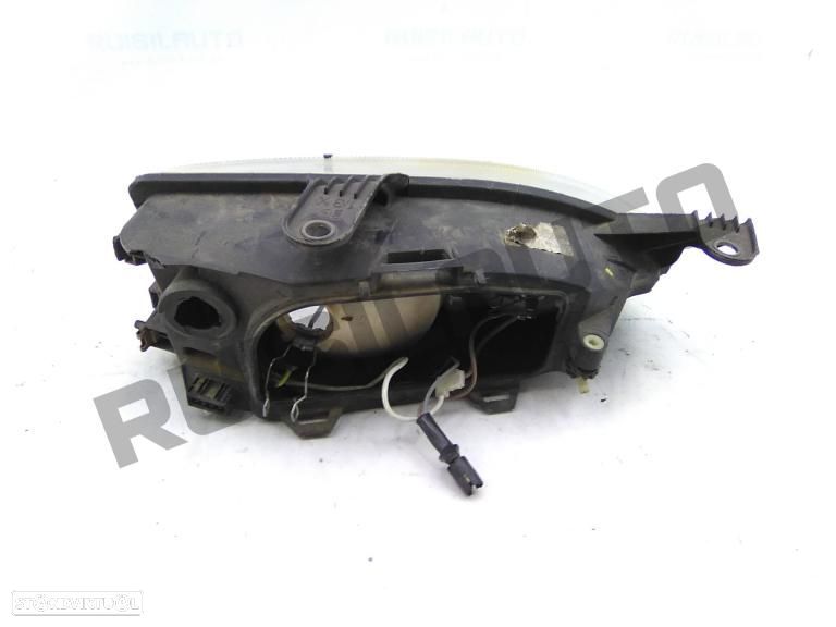 Ótica / Farol Esquerdo  Fiat Palio [1996_2002] 1.4 - 2
