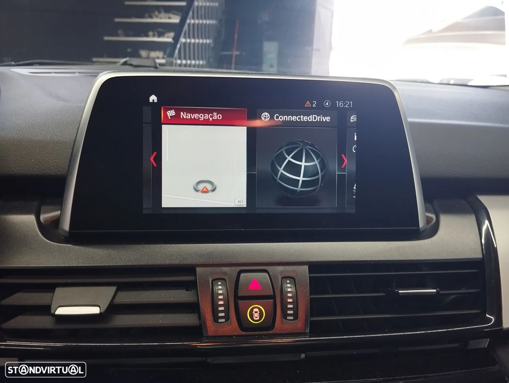 BMW 216 Active Tourer d - 26