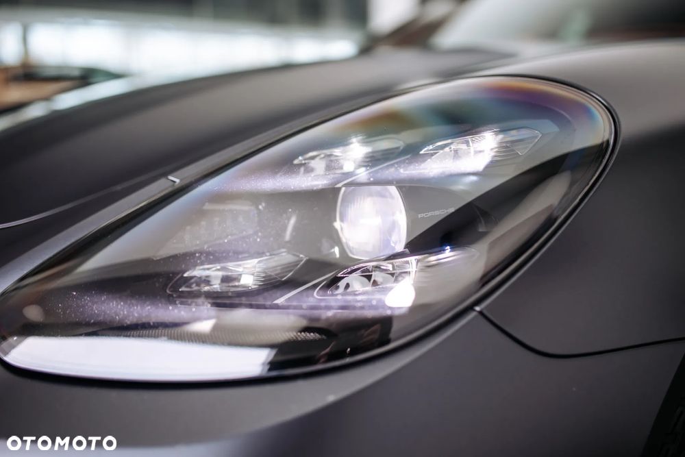 Porsche Panamera Turbo S Sport Turismo - 31