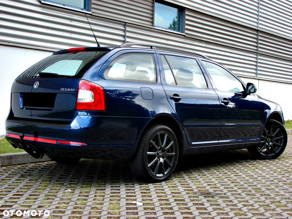 Skoda Octavia 1.6 Combi Advance - 6