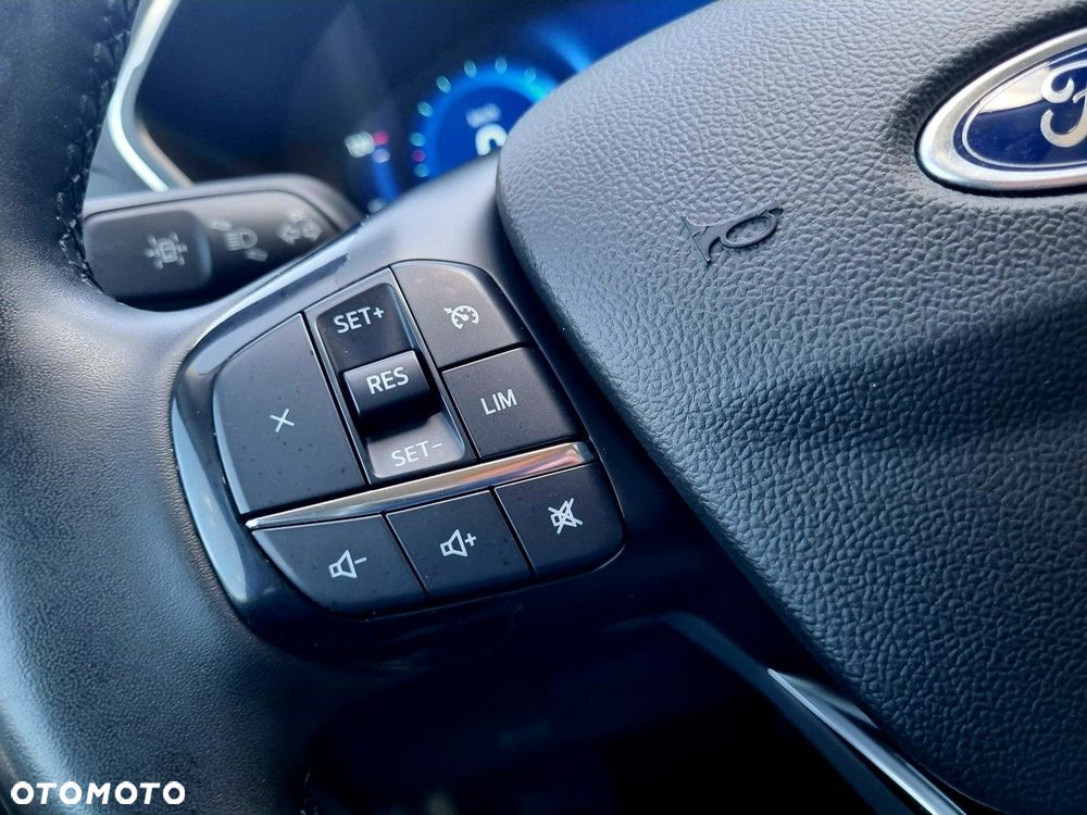 Ford Kuga 1.5 EcoBlue TITANIUM - 19