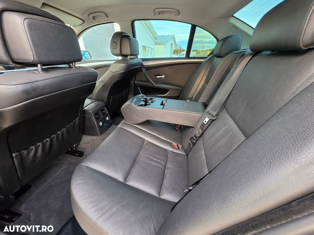 BMW Seria 5 520d Aut. Edition Exclusive - 25