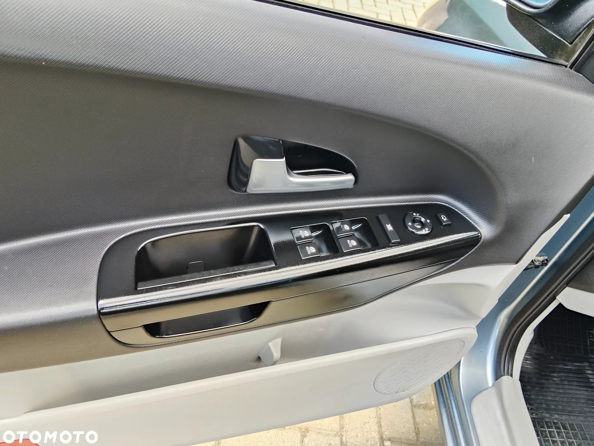Kia Ceed Cee'd 1.6 CRDi L - 22