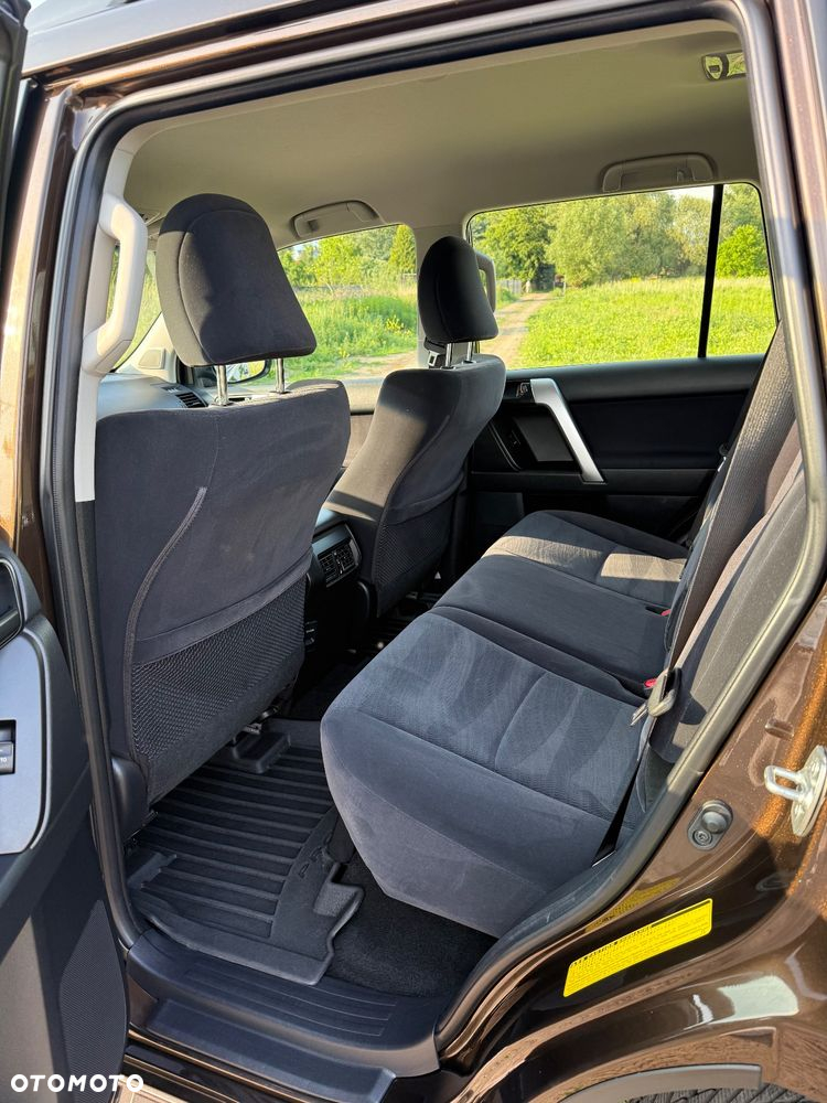 Toyota Land Cruiser LC 2.8 D-4D Prado - 12