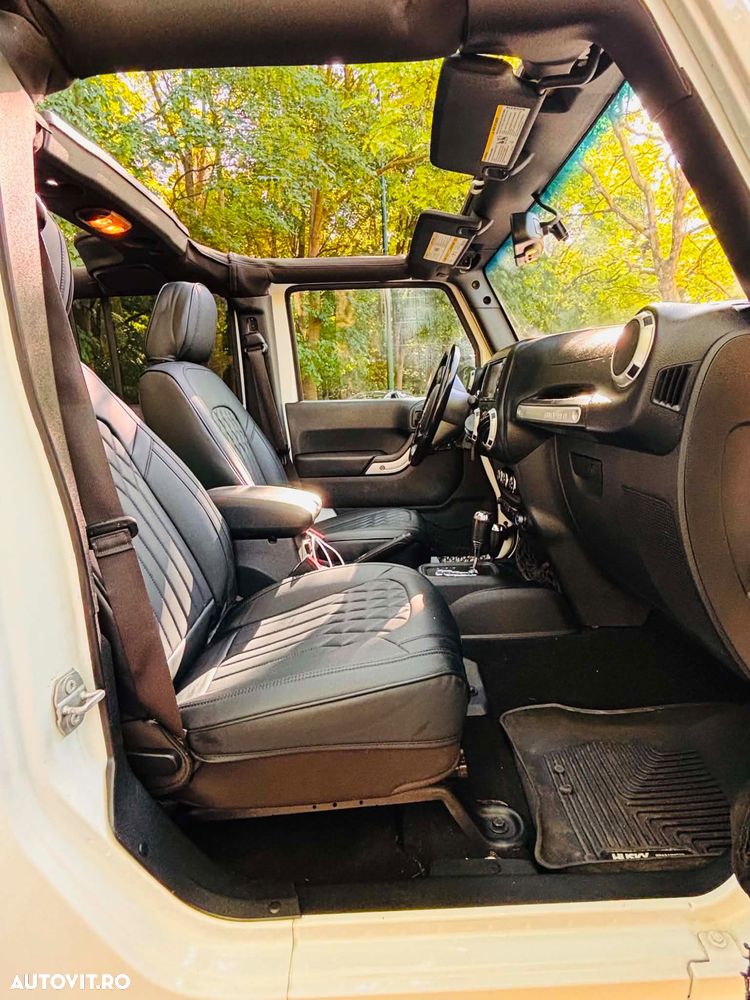 Jeep Wrangler - 6