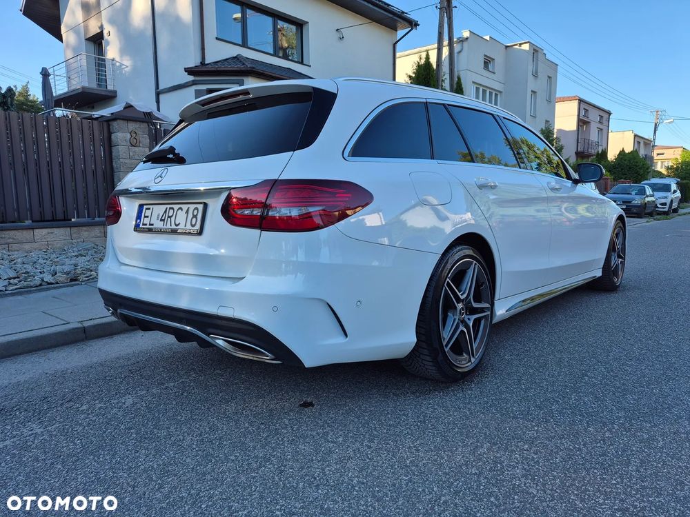 Mercedes-Benz Klasa C 300 9G-TRONIC - 6