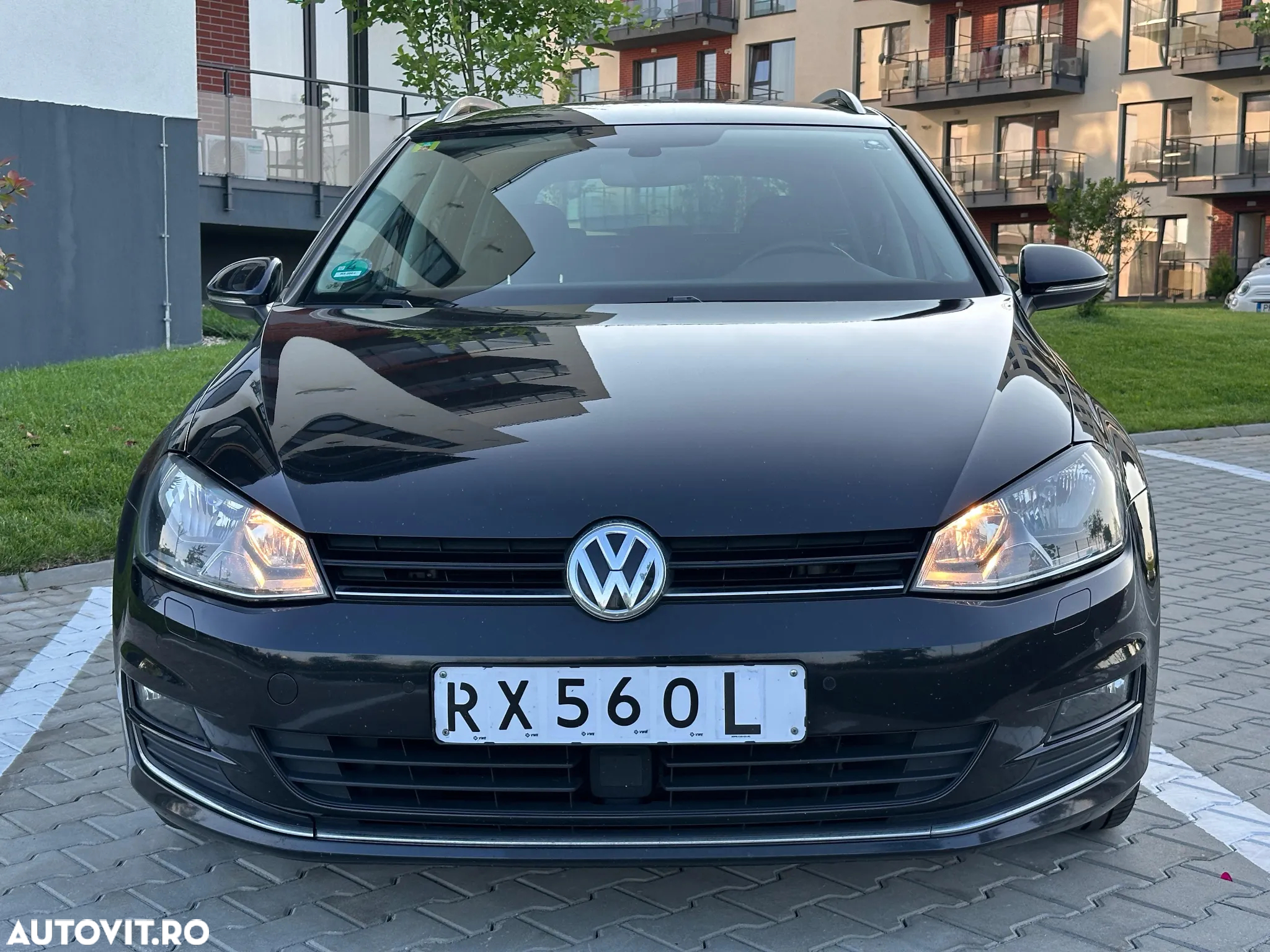 Volkswagen Golf 1.6 TDI BlueMotion Technology DSG Allstar - 2