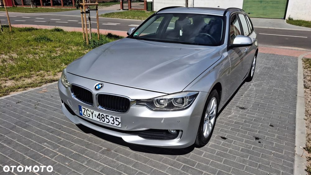 BMW Seria 3 320d Touring - 1