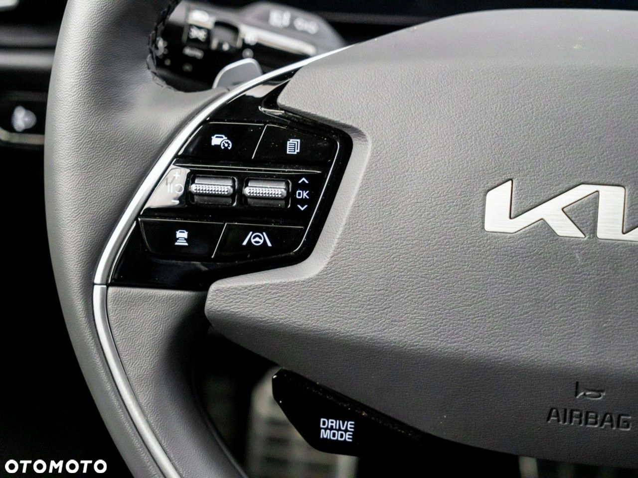 Kia Niro 1.6 GDI Plug-In Hybrid Business Line - 32