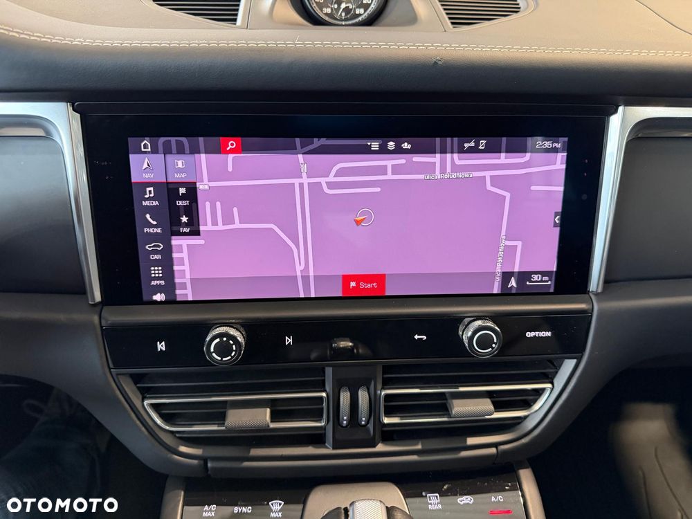 Porsche Macan T PDK - 36