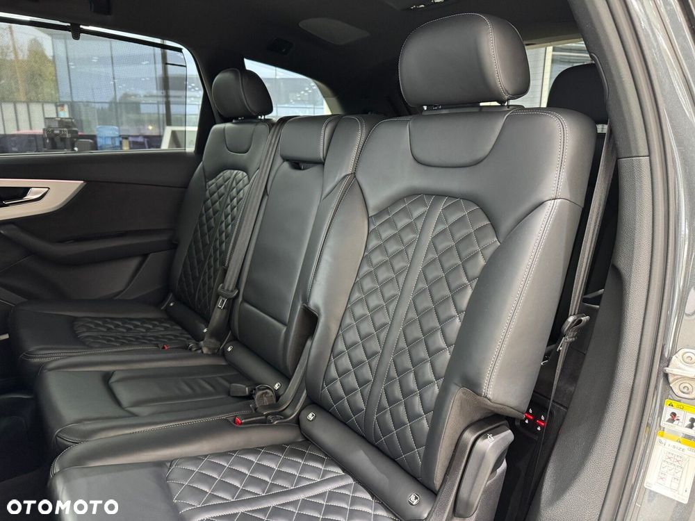 Audi SQ7 TFSI Quattro Tiptronic - 13