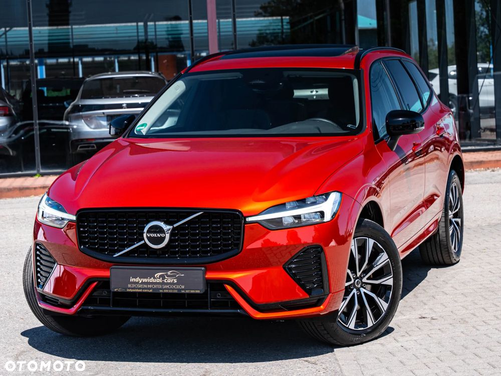 Volvo XC 60 B4 D Plus Dark - 2