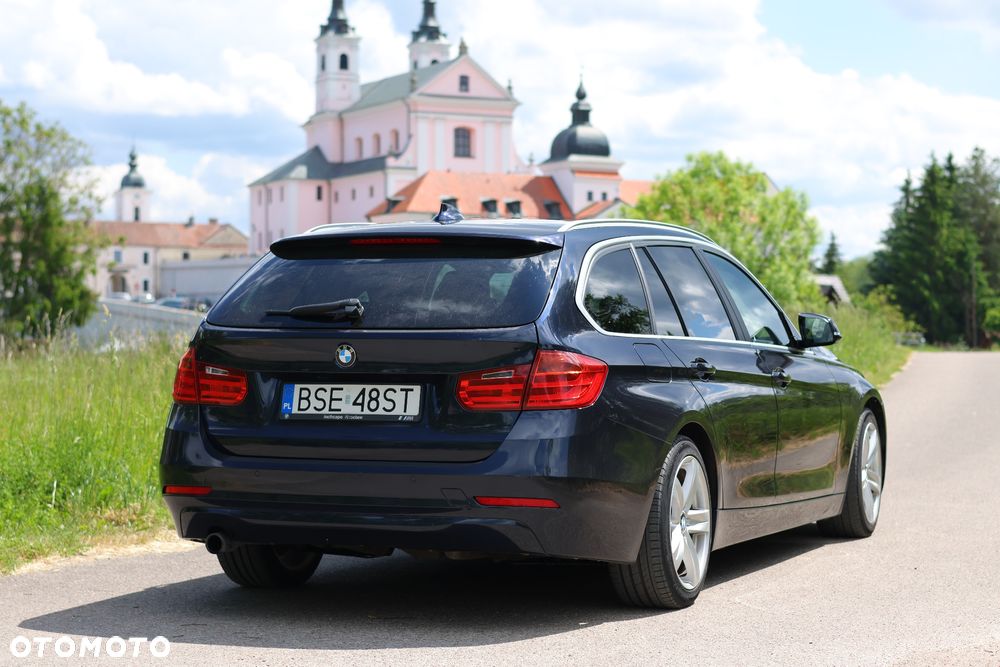 BMW Seria 3 320d Efficient Dynamics Edition - 24