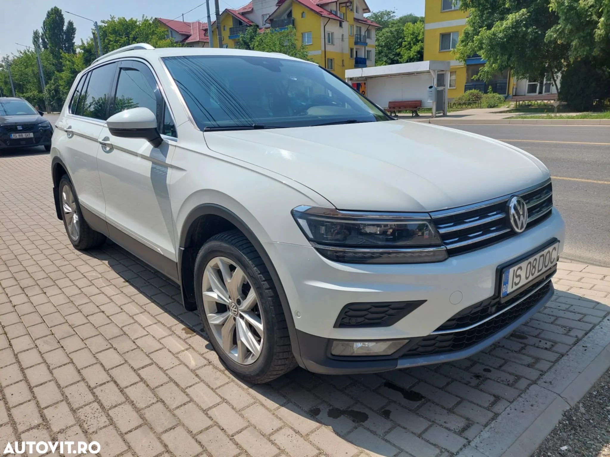 Volkswagen Tiguan 2.0 TDI DSG 4Mot Highline - 1