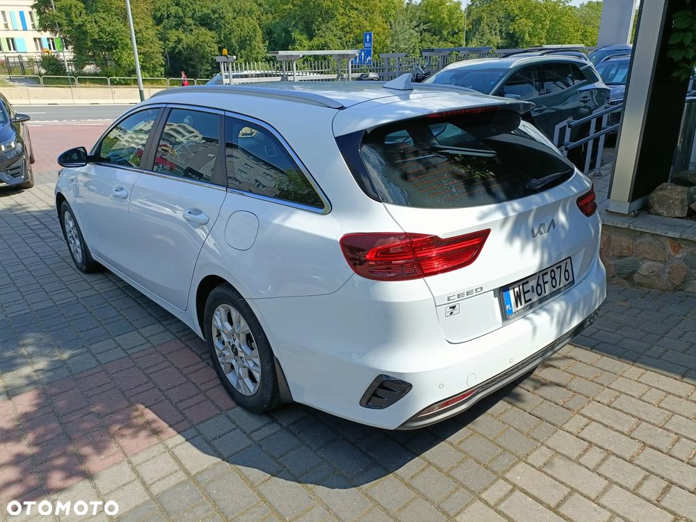 Kia Ceed 1.5 T-GDI M - 5