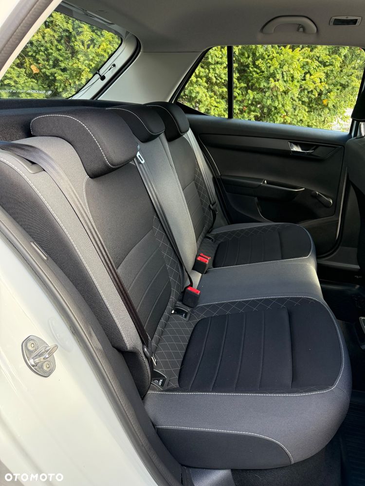 Skoda Fabia 1.0 Ambition - 8