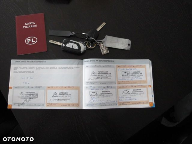 Citroën DS3 e-HDi 90 FAP SoChic - 14