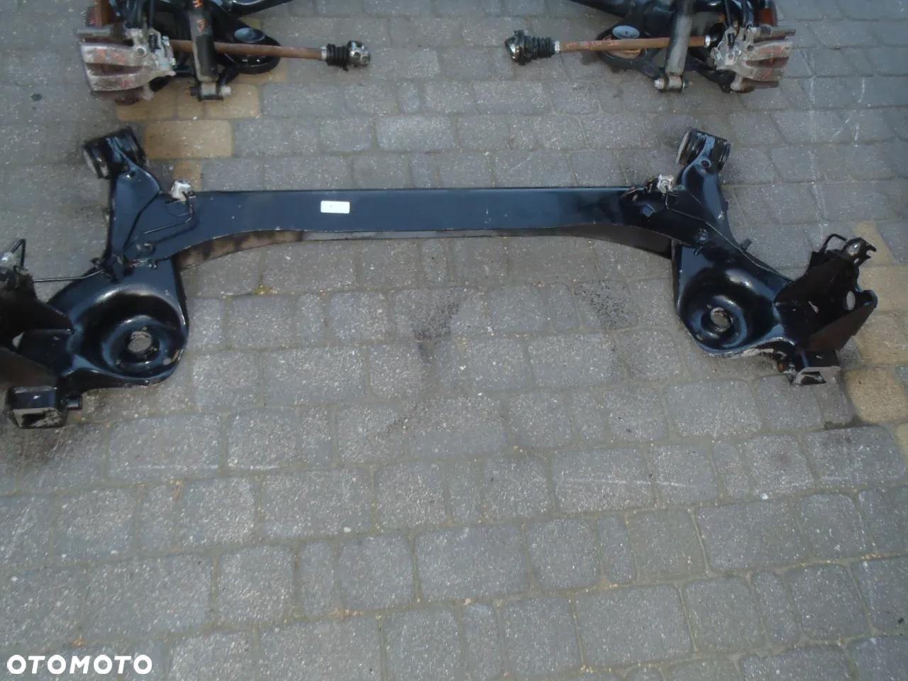 belka zawieszenie tył tylne fiat bravo II stilo delta jak nowe nie malowane oryginal - 3