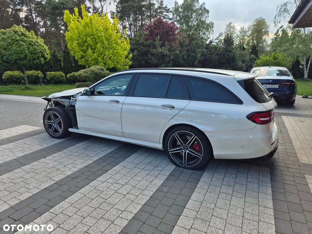 Mercedes-Benz Klasa E - 13