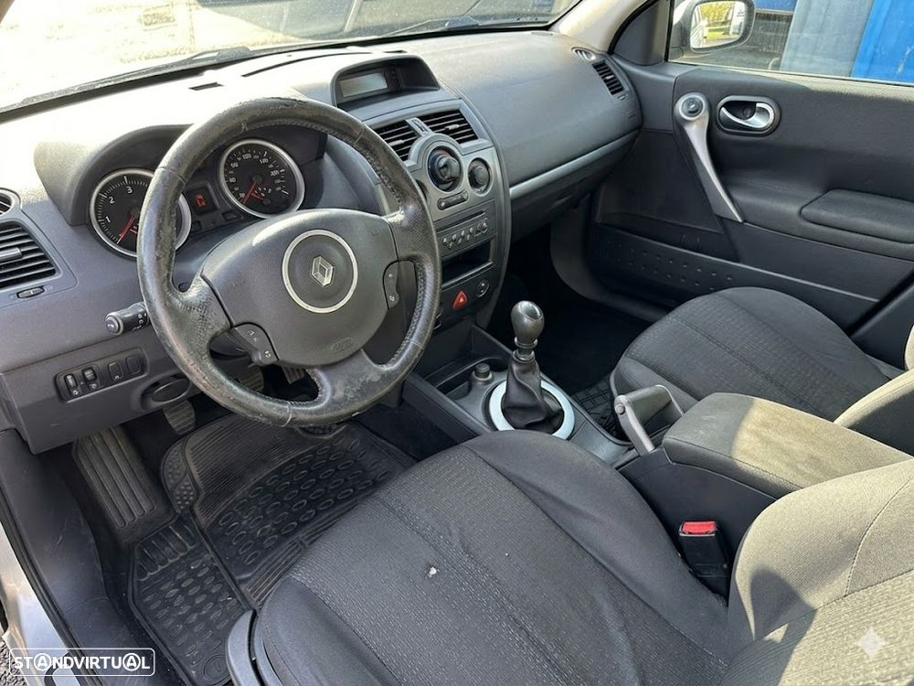 RENAULT Megane II Carrinha (KM) 1.5 dCi Diesel 82 cv  60 kW 2003 - 2006 K9K 722 para peças - 2